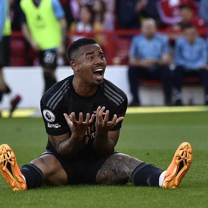 Man City wins English Premier League after Arsenal loses at Nottingham Forest